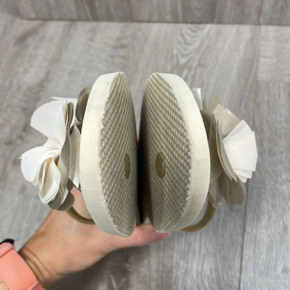 J. Crew Flip Flop Sandals Floral Accent 8 - Picture 9 of 11